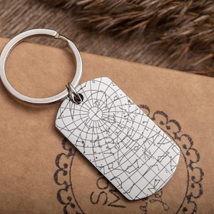 Portachiavi con mappa stellare personalizzata, portachiavi con cielo notturno inciso, mappa stellare per data, regalo di compleanno per uomo, lui, padre, papà, fidanzato RP.2