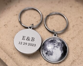 Custom Moon Phase Keychain, Personalized Gift for Him or Her, Gift for Boyfriend or Girlfriend, Birthday Gift for Dad or Mom, S-244