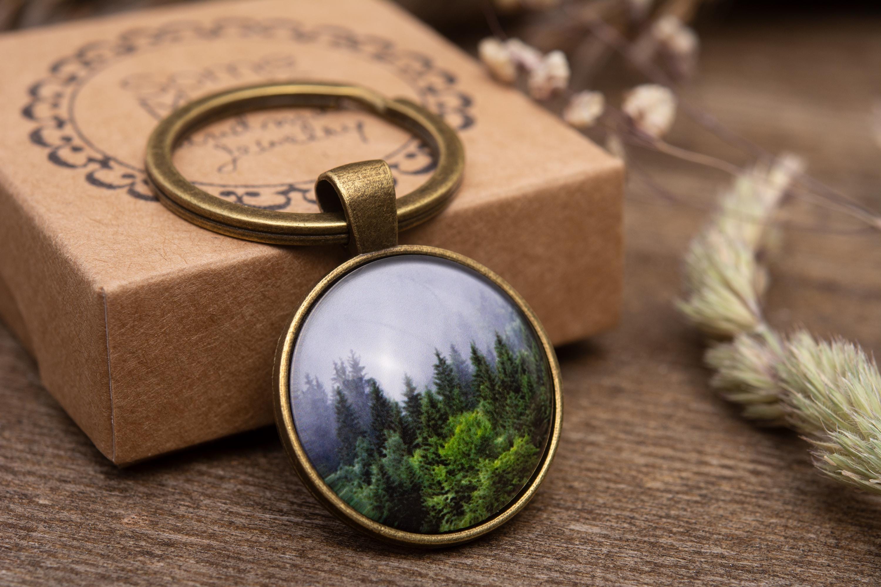 Forest Keychain, Hiking Gift, Nature Keyring, Trip Gift, Keychain With ...