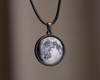Custom Necklace with Moon Phase from Any Special Date - Personalized Jewelry Gift for Boyfriend or Husband on Birthday or Anniversary, S-078