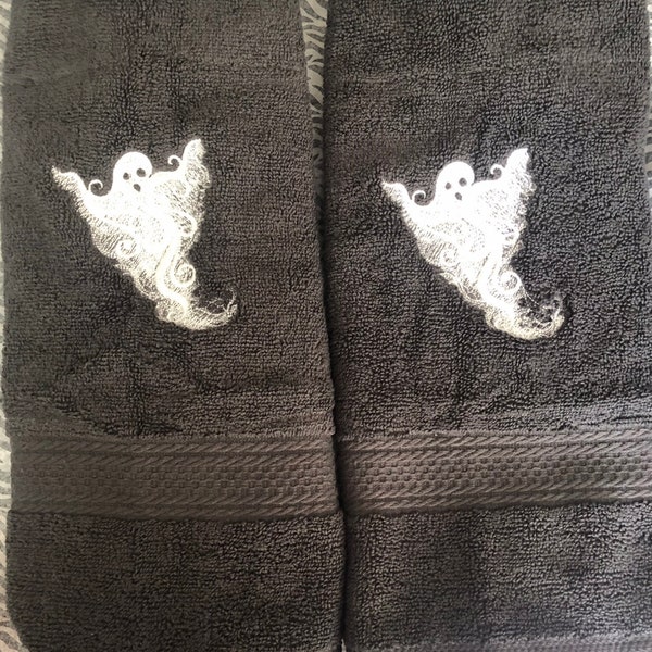 Ghost Halloween Towel Sets , Halloween Bathroom Kitchen Decor, Gift for Halloween Lover