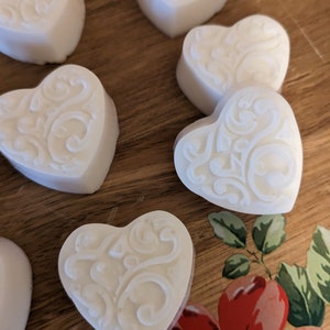 Goat&#39;s Milk Guest Soaps - 6  Hearts - Floral & Herbs - Guests - Love - Weddings - Valentine