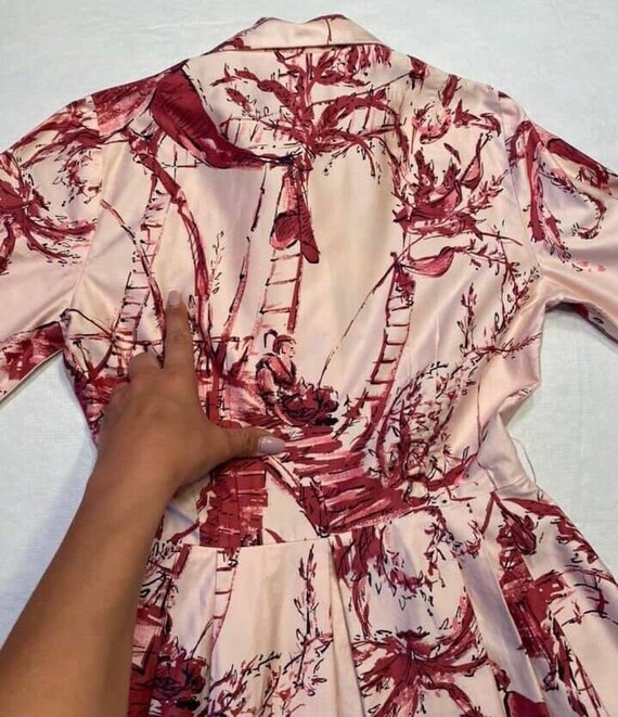 1950s Novelty Print Tea Dress Vintage Pink Cotton… - image 3