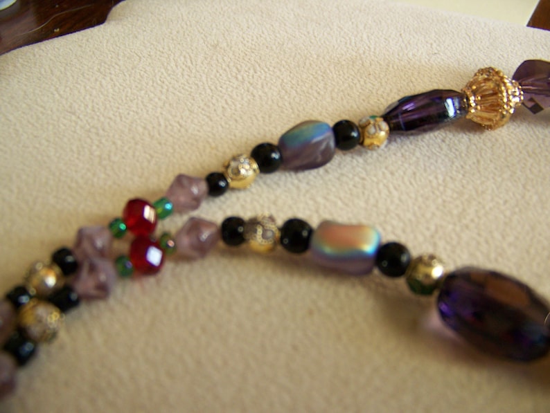 Chunky Geometric Jewelry -#192 Black /& Gold Floral Necklace Purple Botanical Gift Lavender Garden Necklace Red Flower Accessory