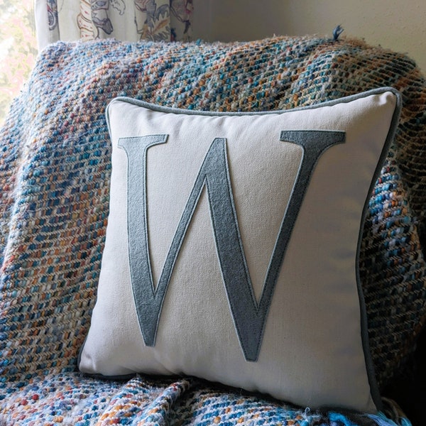 Monogram pillow cover, personalized pillow, initial pillow, pillow with letter, wedding gift, personalized pillow case