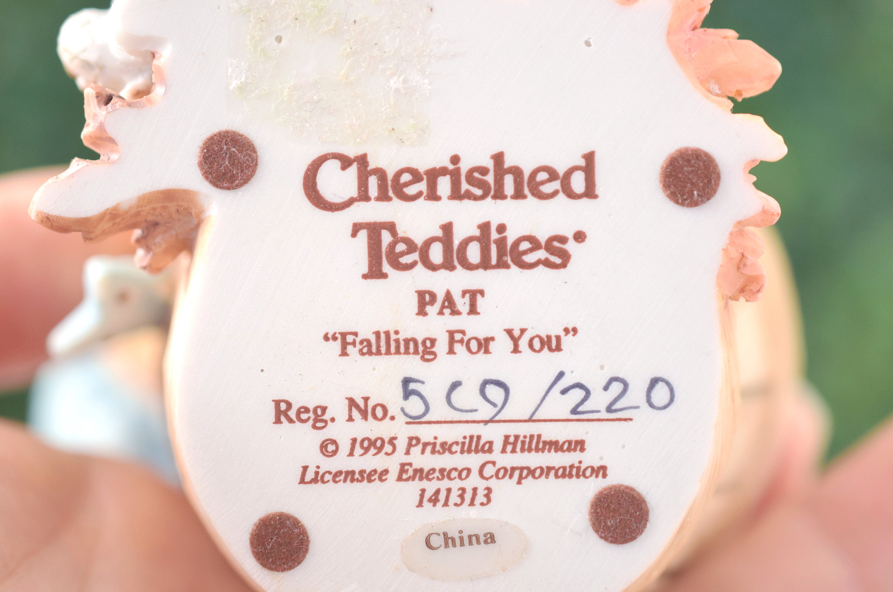 Vintage Cherished Teddies Falling for You Autumn Decoration