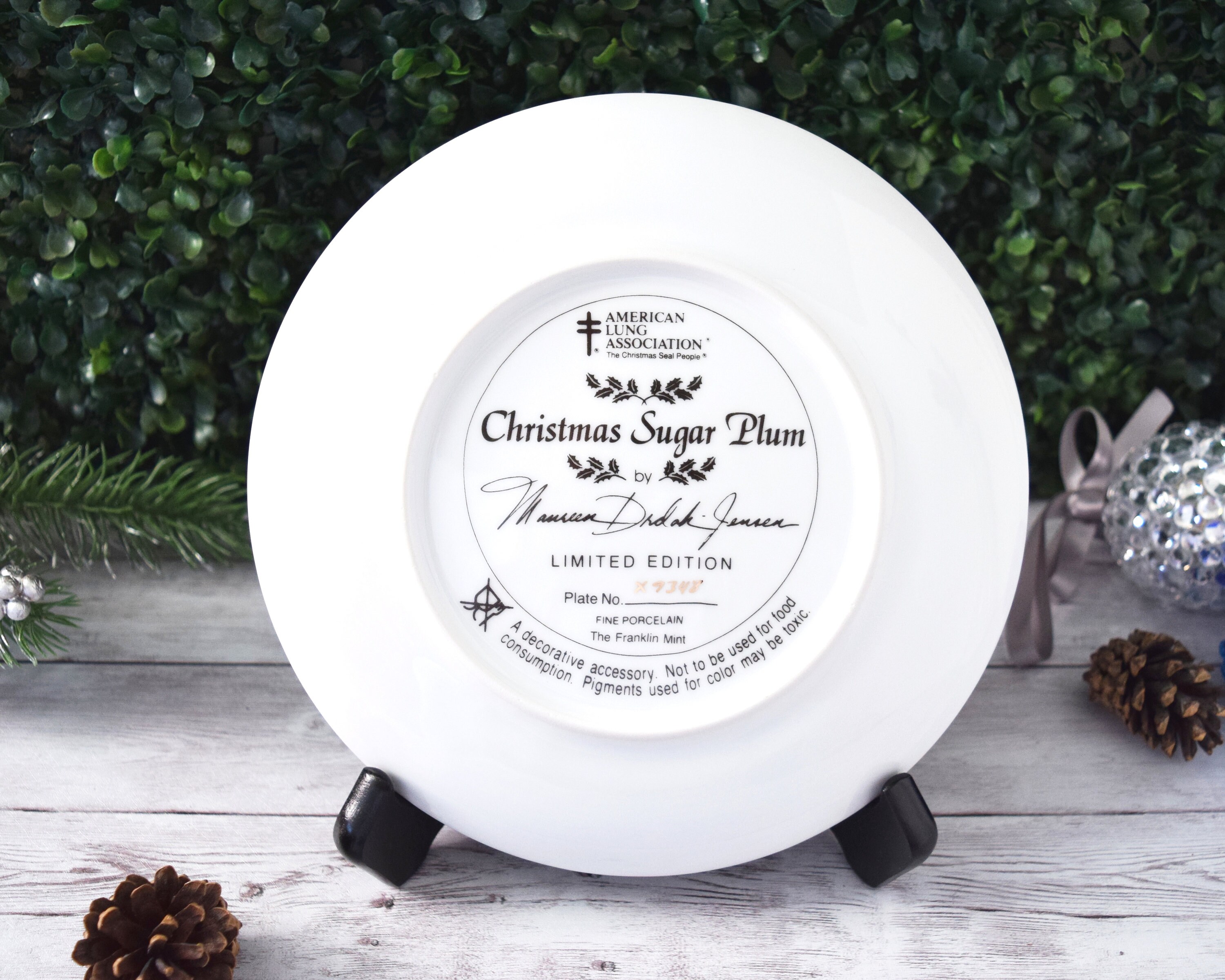 Vintage Limited Edition Franklin Mint Collector Plate Christmas