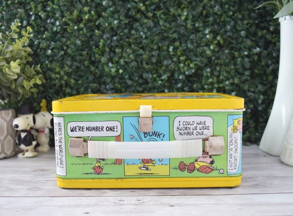 Vintage Snoopy Metal Lunch Box of Peanuts Gang in Comic Strip No