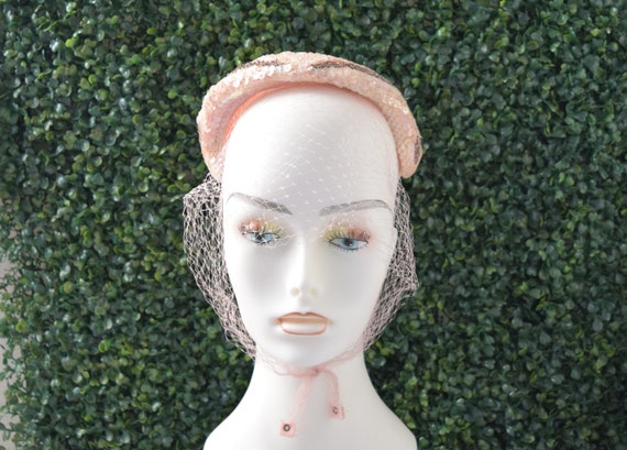 Vintage Pink Sequins Fascinator Hat With Netting, 1950s  display picture 2