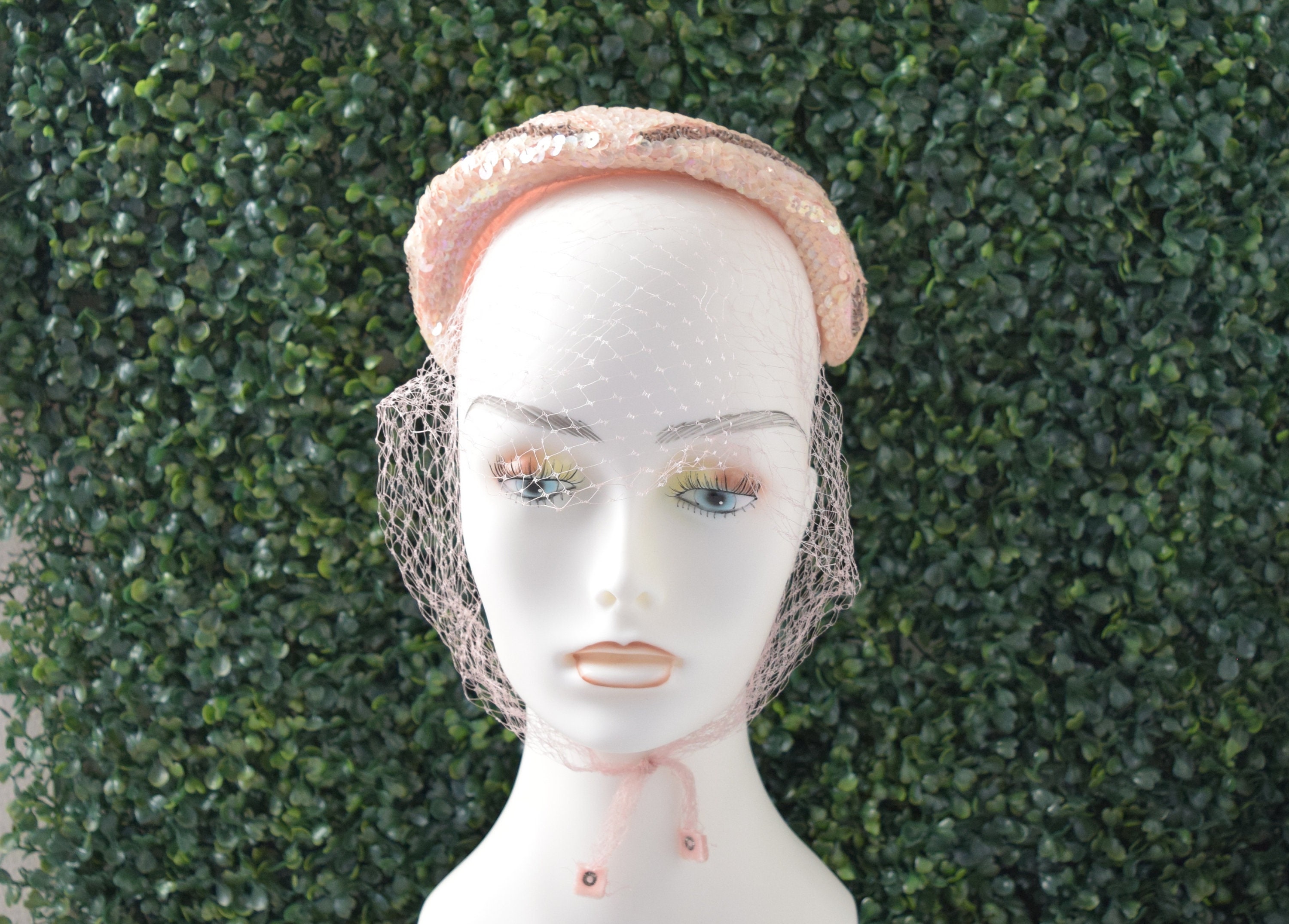 Vintage Pink Sequins Fascinator Hat With Netting, 1950s  display picture 1