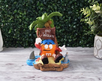Rare 2006 M&M's Pirates of the Caribbean Figurine Dead Man's Chest "Send Candy" SOS, Chocolate Lover Candy Decoration DIsplay, M and M Store