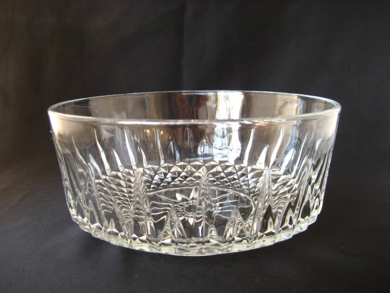 Vintage Large Clear Glass Bowl Arcoroc France Serving Dish Etsy