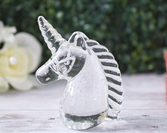 Vintage Unicorn Clear Glass Paperweight with Controlled Bubbles Made in Taiwan, Clear Art Glass Unicorn Head Collectible Statue Display 4"