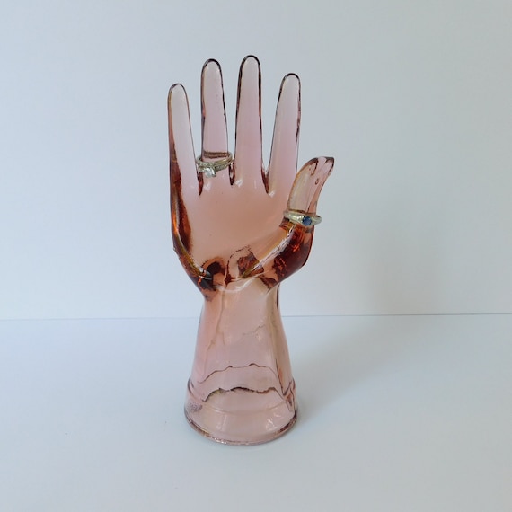 hand jewelry holder Gem