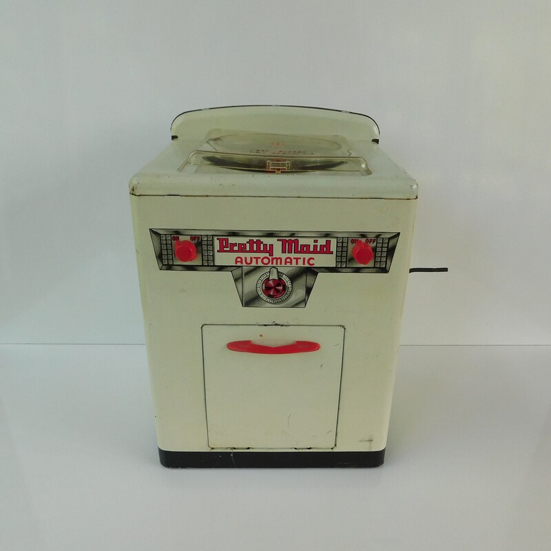 Antique Busy Betty Toy Washing Machine No 354