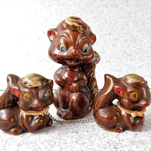 Vintage 3 Piece Redware Skunk Family Figurines, Mama Skunk and Two Babies, Made in Japan, Skunk Figures, Collectible Kitsch Decor