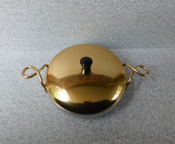 Mid Century Wear-Ever Hallite 9 Aluminum Pan with Gold Lid Twisted Handles Wear Ever G-901