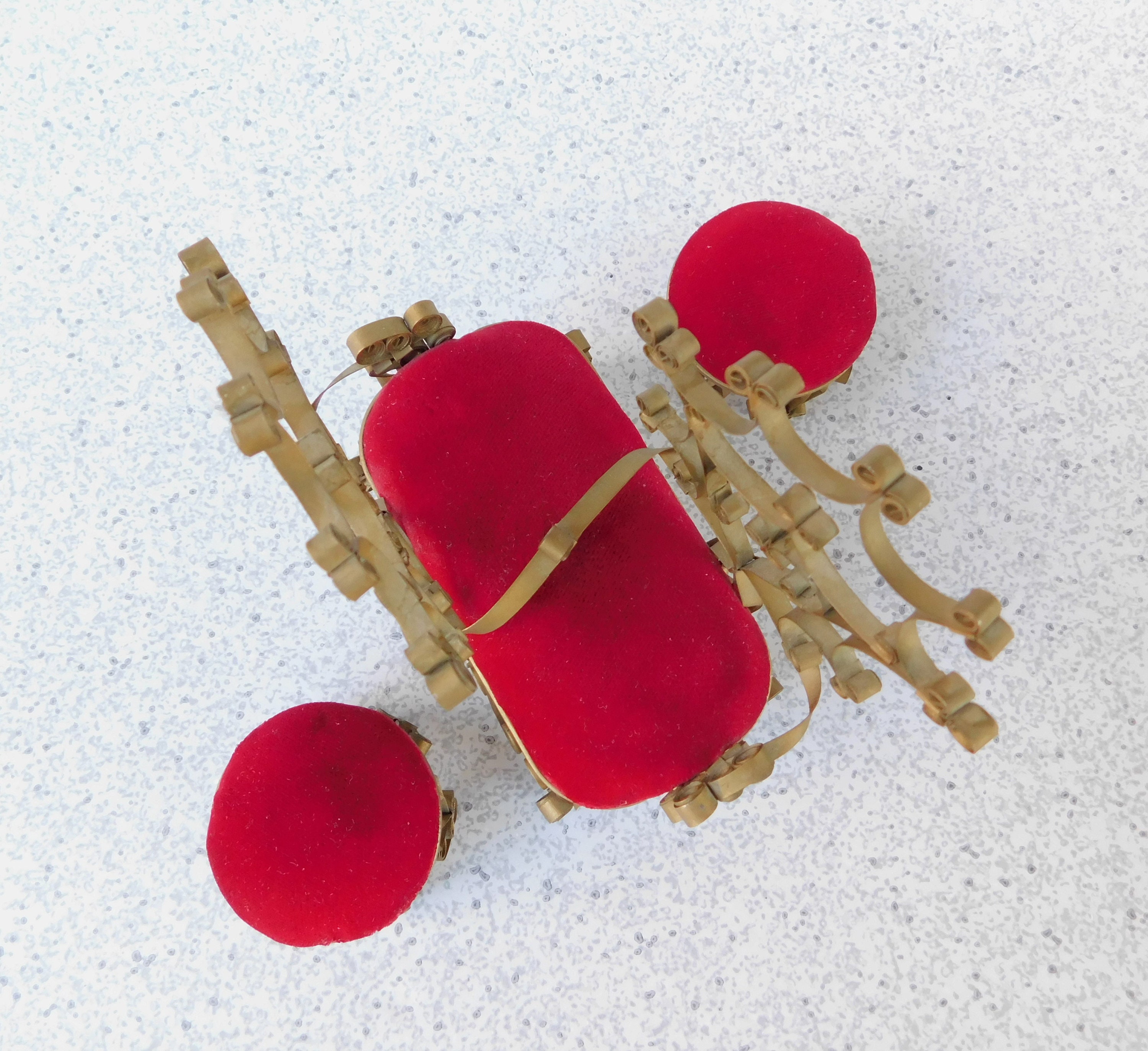 4 Piece Set of Tin Can Quilling Miniature Furniture Red Etsy