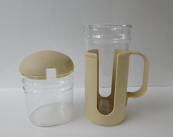 1970s Corning Pyrex Table Setters Cream and Sugar Set, Sugar Bowl with Lid and Cream Pitcher