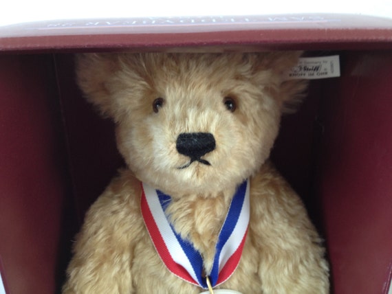 1993 USA Steiff Club Sam Teddybear 28 in Original Box , US