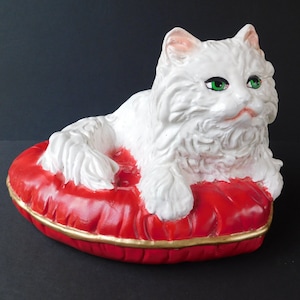 Large Vintage Plaster Persian Cat on Pillow, Long Haired White Cat on Heart Shaped Red Pillow, Kitsch Decor, Valentine's Day
