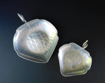 Matching Set of 2 Mid Century Buenilum Hammered Aluminum Grape Leaf Serving Dishes