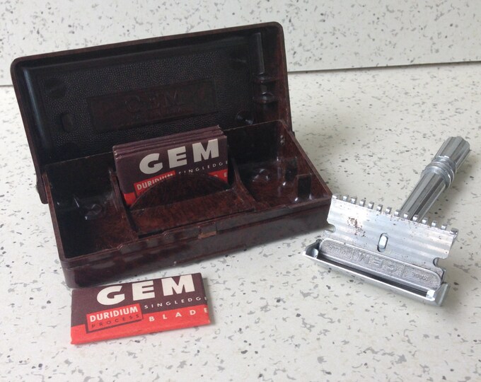Vintage GEM Micromatic Razor With Case and 5 Wrapped Blades, American ...