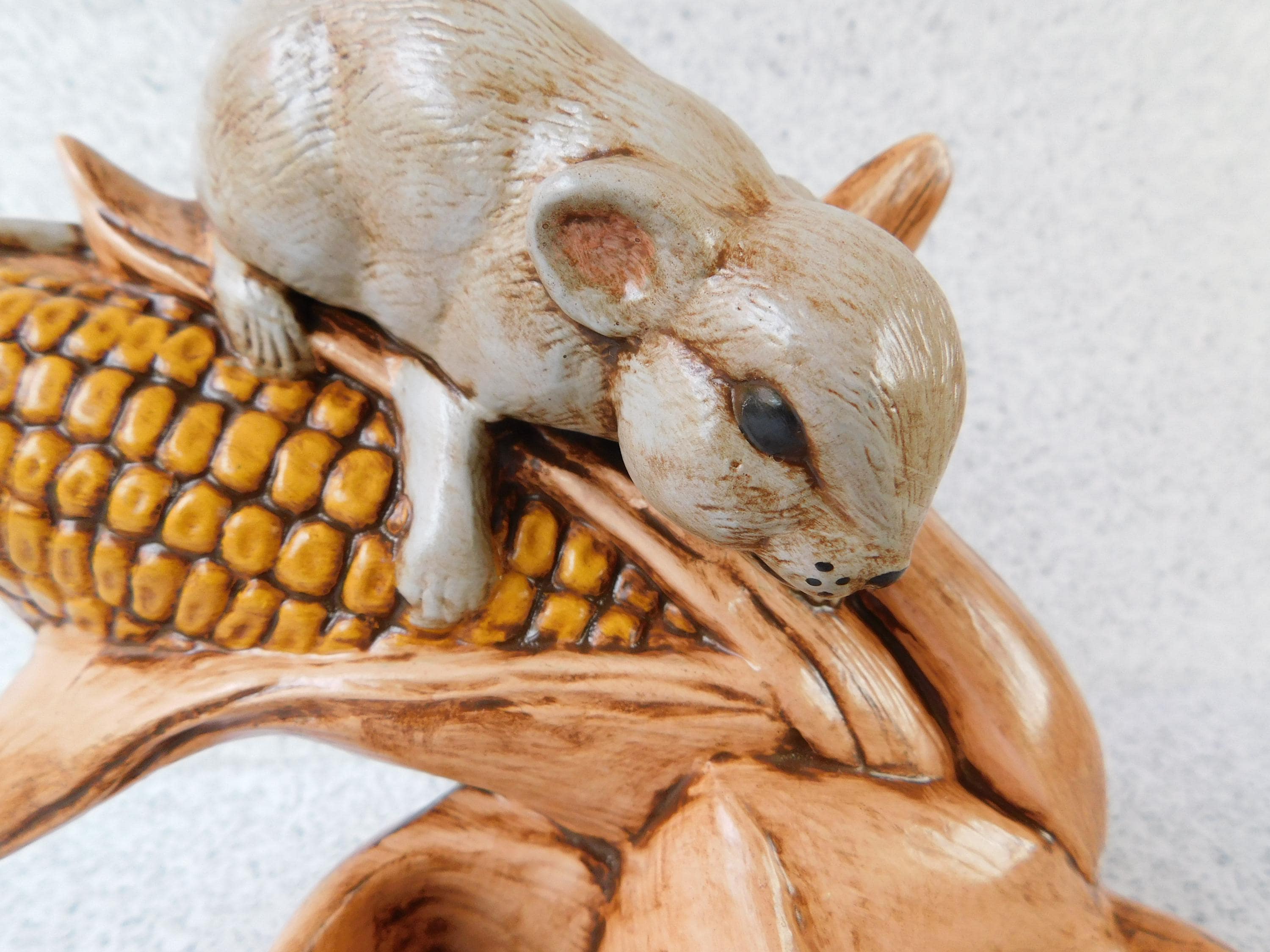 Vintage 1980s Ceramic Field Mouse With Corn, Thanksgiving