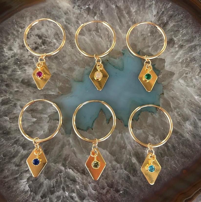 ピアス TOUT Y EST EARRINGS DOUBLE CARRE RM5B0183 SMALL GOODS – TOUT Y EST JP