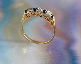 Gold Vintage Mother Ring - 9ct Gold “No 1 Mum" ring