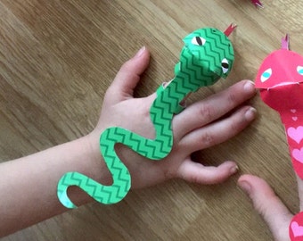 Instant Download- Snake DIY Valentine Cards. Printable Valentines. Finger Puppet. Kids Valentines. Valentine's Day Card Classroom Valentines