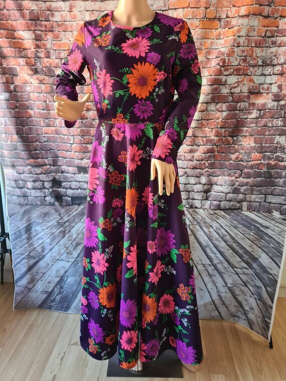 Vintage 1970's Bright Multicoloured Floral Long Sl
