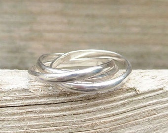 Sterling silver russian wedding ring, infinity ring, tripple band ring, interlocked ring, rolling ring, three intertwined rings, girlfriend