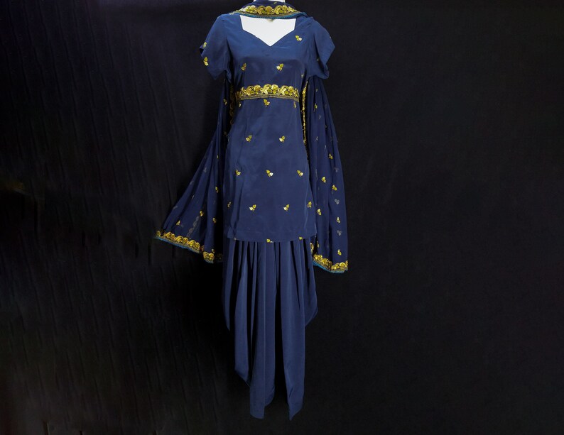 Midnite blue resham embroidered art crepe salwar kameez bust 40