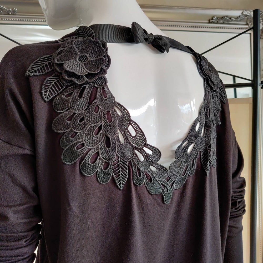 Black Open Back Long Sleeve Fine Jersey Top With Lace Applique Framing The Open Back. Open Back Jumper. Open Back Top. Lace Open Back Top. Moderndaydecors