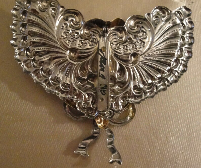 Stunning Angel Pin image 5
