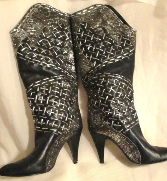 Vintage High Heel Knee High Black Leather Boots With Silver  display picture 3