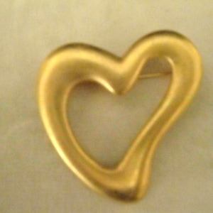 Goldtone Heart Brooch