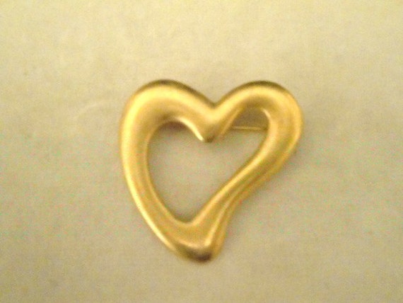Goldtone Heart Brooch - image 2