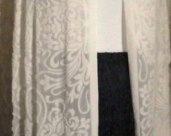 Beautiful Cream/White Burnt Velvet Shawl/Scarf