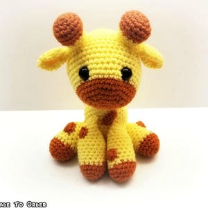 Crochet Sitting Baby Giraffe