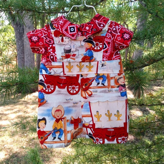 Mono vaquero para bebe nino con estampado de bandana roja campestre occidental y estampado de vaquero para ninos Etsy Mexico