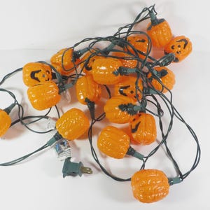 Vintage Pumpkin String Light Set - Jack O Lantern Pumpkin Halloween String Lights