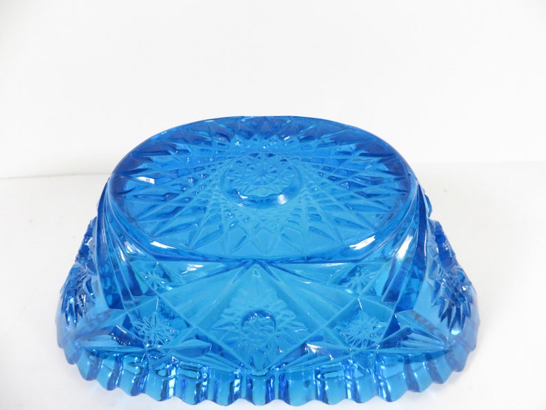 Vintage L.E. Smith Hobstar Turquoise Glass Bon Bon Candy Dish image 5