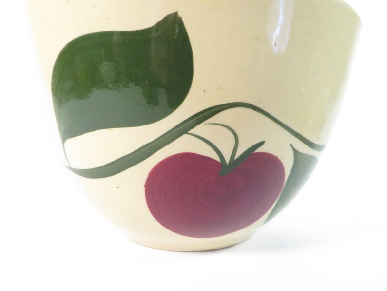 Vintage Watt Pottery Two Leaf Apple Mixing Bowl image 9