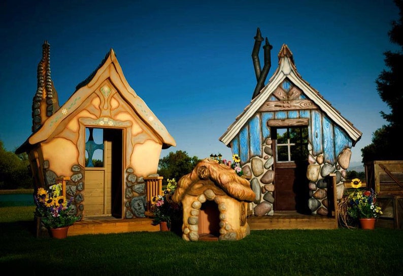 Storybook Style Carved Dog House image 5