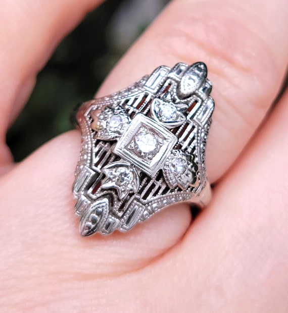 Art Deco 18K Diamond Stoplight Filigree Engagement St… Gem