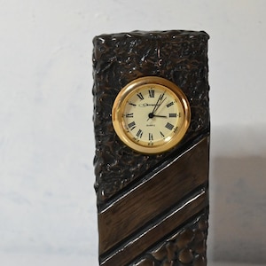 Orologio da tavolo vintage eccentrico, al quarzo