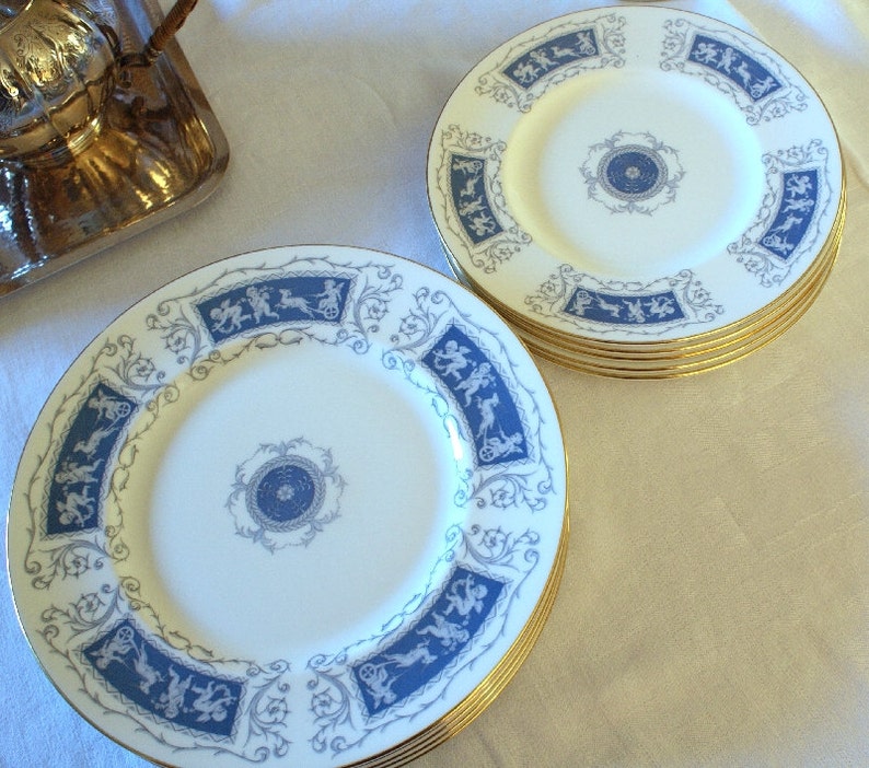 Coalport Revelry blue Fine Bone China 9 Luncheon Plate