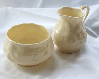 Belleek, Lovely Lotus Pattern Creamer et Sugar Bowl, Parian Ware, Collection